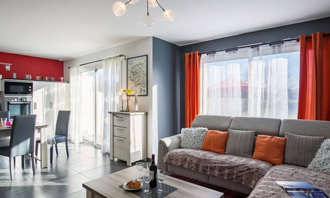 Goulven House | Wonderful private villa for 4 guests with WIFI, TV, terrace and parking