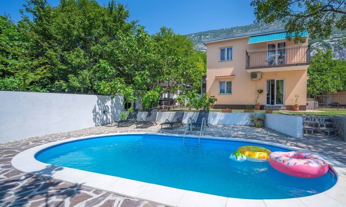 Drivenik House | Wonderful private villa for 8 guests with A/C, WIFI, private pool, TV, terrace and pets allowed