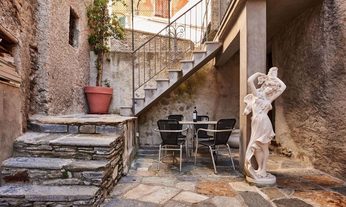 Naggio House | Wonderful villa for 4 guests with WIFI, A/C, TV, terrace and pets allowed