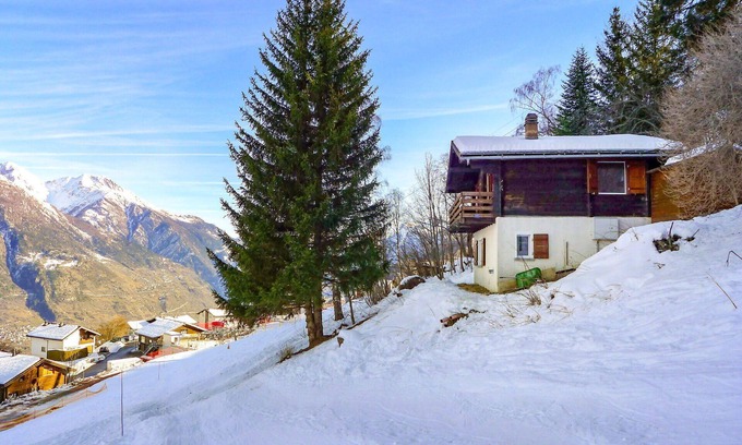 Eischoll House | Wonderful villa for 4 people with WIFI, TV, patio, panoramic view and parking