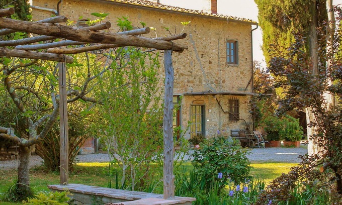 Scandicci Villa | Wonderful villa for 4 people with pool, WIFI, TV, patio and panoramic view, close to Florence