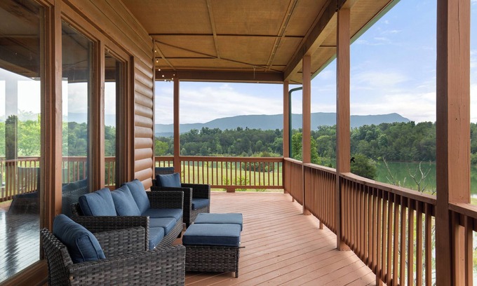 Sevierville Cabin | Wonderland Cove