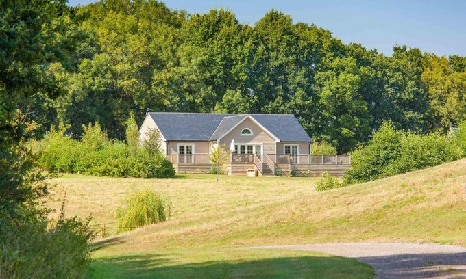 Pattiswick House | Woodbell Lodge