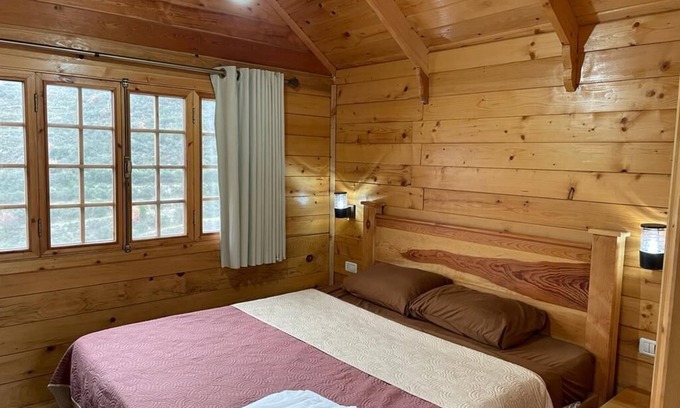 Kaftoun House | Wooden Bungalow