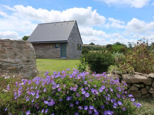 Landeda House | Wooden House in Brittany near Sandy Beach