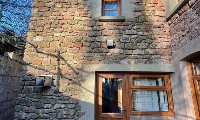 Staunton House | Woodland annex with panoramic valley views.