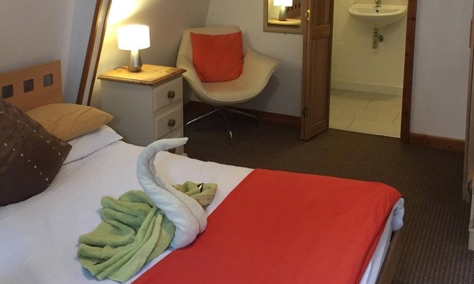 Hoddesdon Cabin | Woodland Lodge