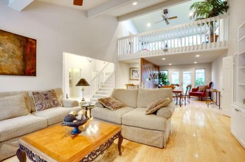 Grogan's Mill House | Woodlands Escape 3BR Texas Retreat with Forest View