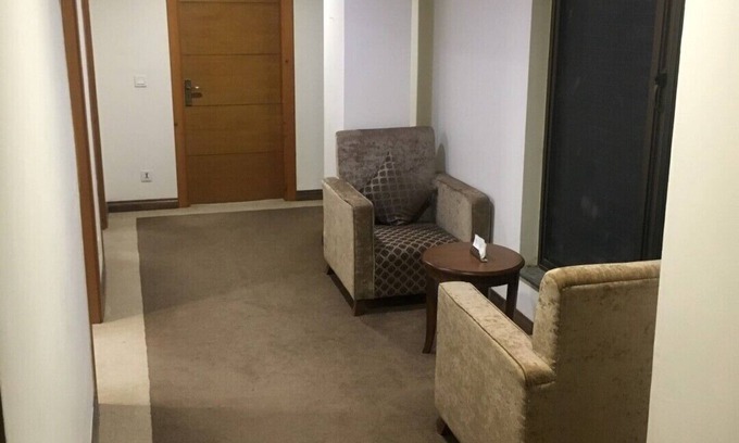 Islamabad Apartment | Woodpecker Suites - Suite 20