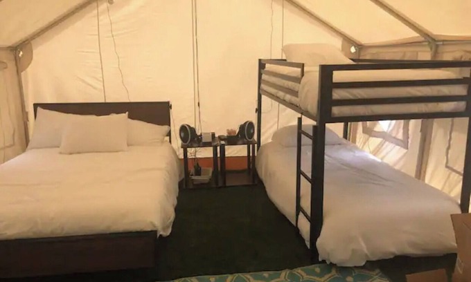 Circleville House | Woodsie - best glamping experience Middletown ny
