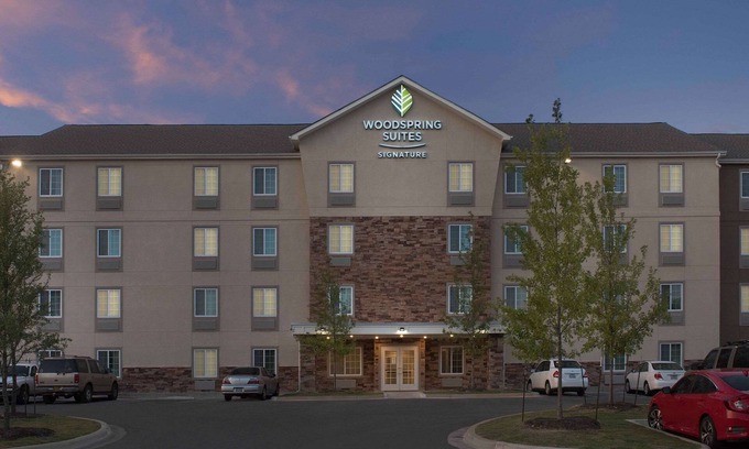 Franklin Park Hotel | WoodSpring Suites Austin South Central I-35