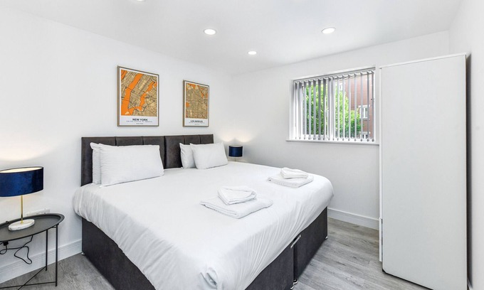 Hucknall Apartment | Woodstock House Flat 2 - Modern 2BR in Hucknall