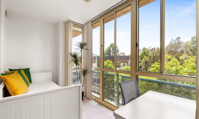 Woolloomooloo Apartment | Woolloomooloo Wonder A Sydney Work Play Hideout