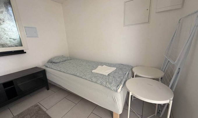 Save Apartment | Workers Studio Volvo - Parking lot - WiFi - All-inclusive