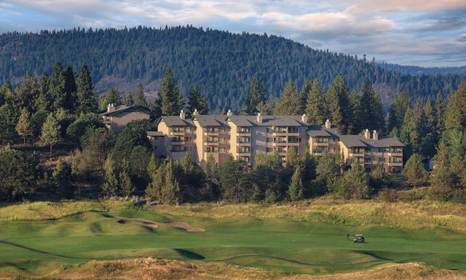 Klamath Falls Condo | WorldMark Running Y 1br suite friday check-In