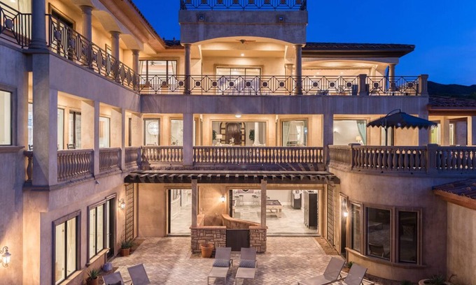 South Shore House | WORLD’S FINEST VACATION HOME – 2 Pool BOMBER overlooking Lake Las Vegas