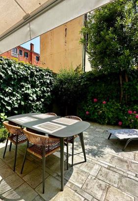 Castello Apartment | Wow garden in the heart of Venice