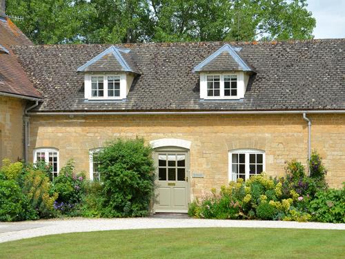 Chipping Norton House | Wychwood Cottage