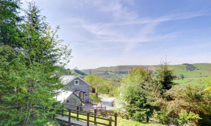 Llangurig House | Wye Retreat in Llanidloes