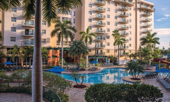 Survey Creek Resort | Wyndham Palm-Aire - Truly Luxurious Pompano Beach Getaway