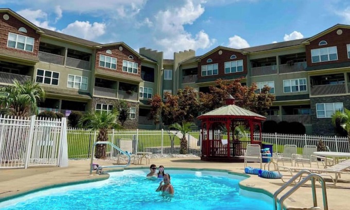 Alexander City Condo | Wysteria Cove Condo-pools/dedicated slip/1st floor