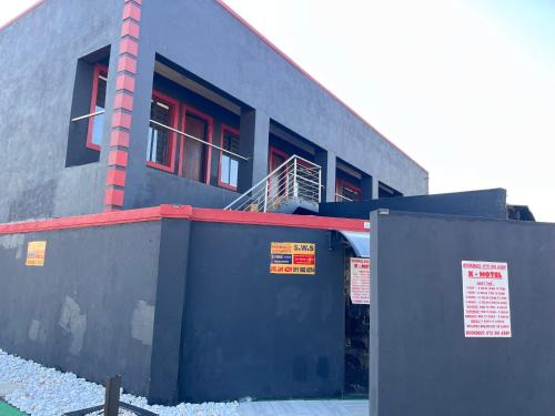 Vosloorus Apartment | X-Motel Voslo
