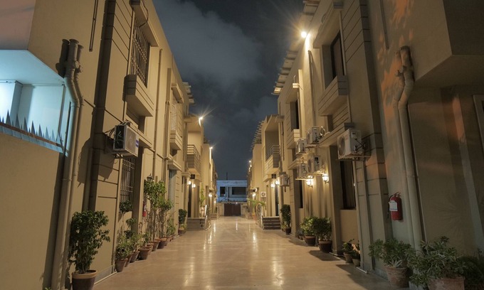 PECHS Hotel | Xefan Hotels