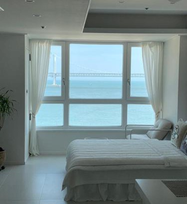 Suyeong-Gu Apartment | Yanggaeng Casa