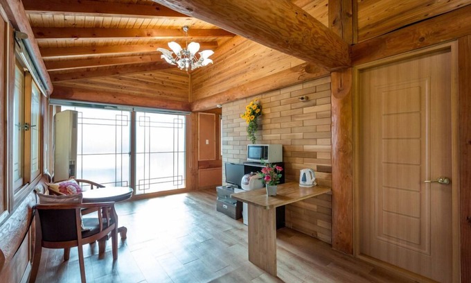 Sutong House | Yanggaksan Pension