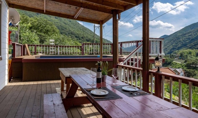 Yangsan House | Yangsan Modoomodoo Pension