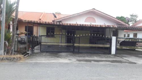 Kota Marudu House | Yanzz Homestay