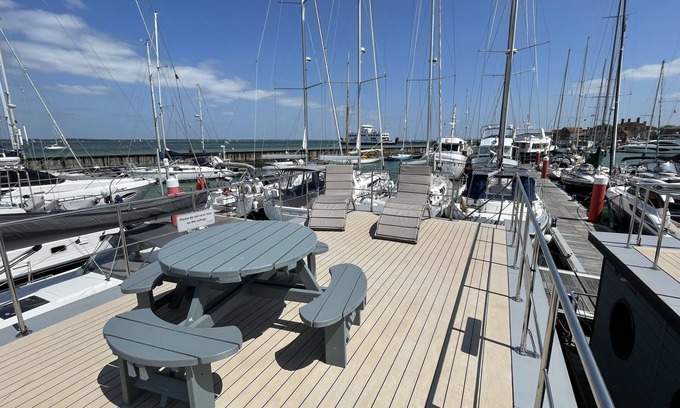 Yarmouth Boat Rental | Yarmouth Waterlodge Floating Apartment (Solent Serenity), Waterlodge 1