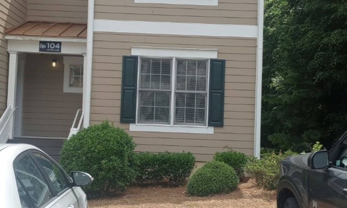 Lackey House | Yay! Spacious 2 Bdrm, 2 Bth Town Home in classy resort w/4 pools & 4 hot tubs!