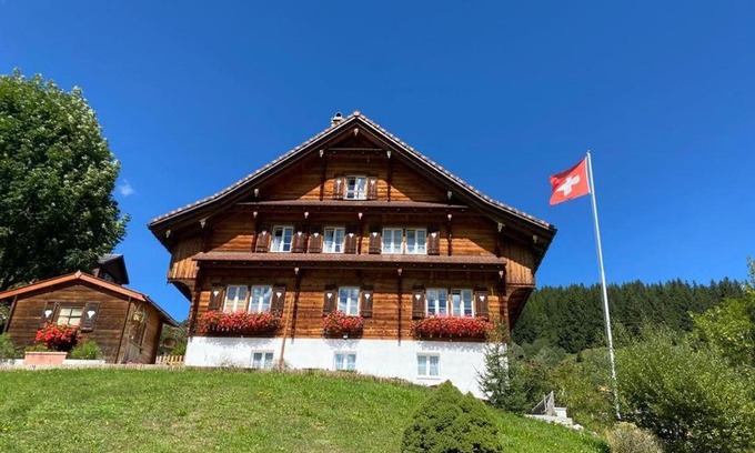 Unteriberg Bed & Breakfast | Ybrig Lodge