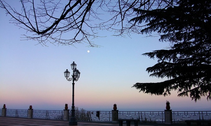 Fornazzo Apartment | YELLOW HOUSE AT THE FOOT OF ETNA