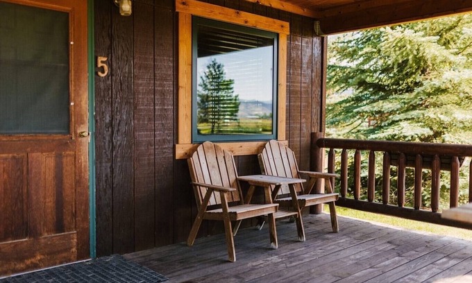 Bozeman Cabin | Yellowstone Cabin #5 at Gallatin Canyon Cabins