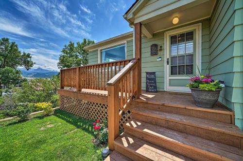 Livingston House | Yellowstone Country Family Home with View and Hot Tub