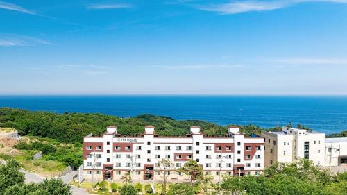 Yeongdeok Hotel | Yeongdeok The Classic Resort