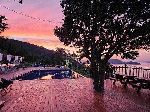 Hamgumi House | Yeosu Geumo Island Village Pension Former Dongbaekgol