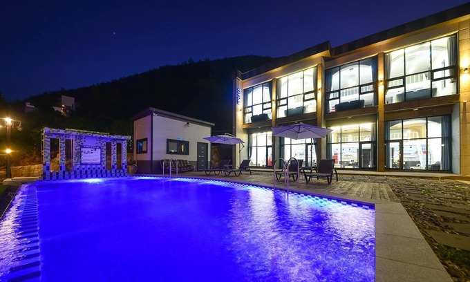 Musilmok House | Yeosu Tivoli Pension