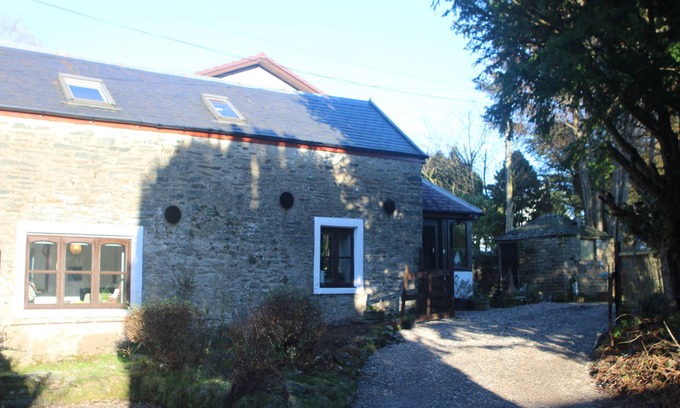 Kilmun Cottage | Yewtree Cottage -The Art House
