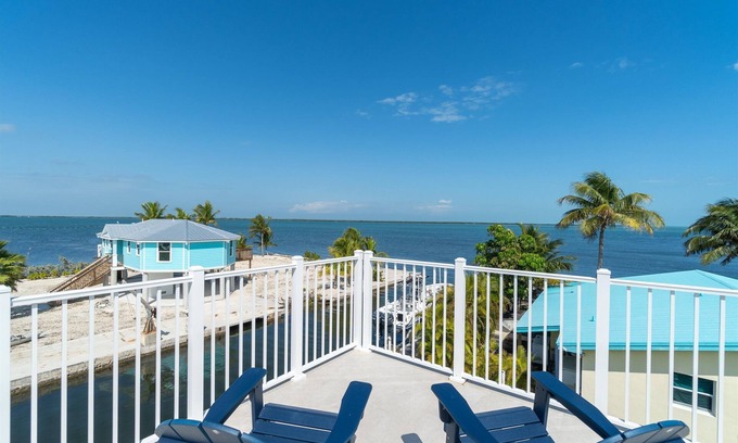 Sands House | Yeya's Hideaway | Gorgeous 4 bedroom w/open water views & boating