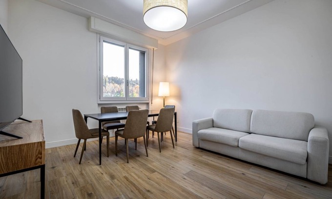 Florence Apartment | YiD Pietrafitta apartment