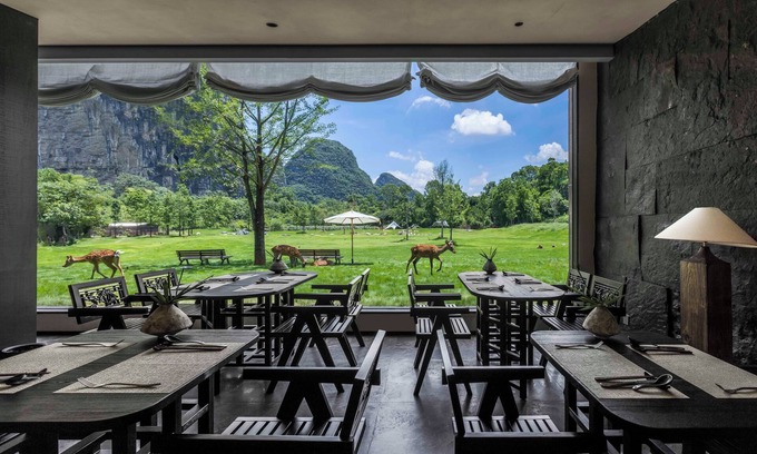 Ten Mile Gallery Hotel | YINGMAN HOTEL