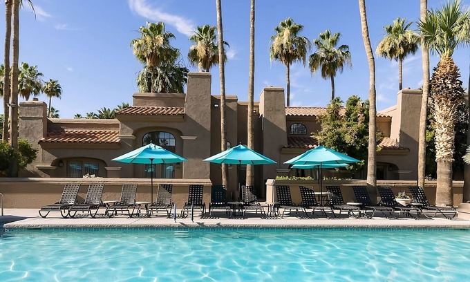 South Scottsdale Resort | Your Authentic Adventure Awaits! 2 Comfortable Units, Free Parking, 5 Pools