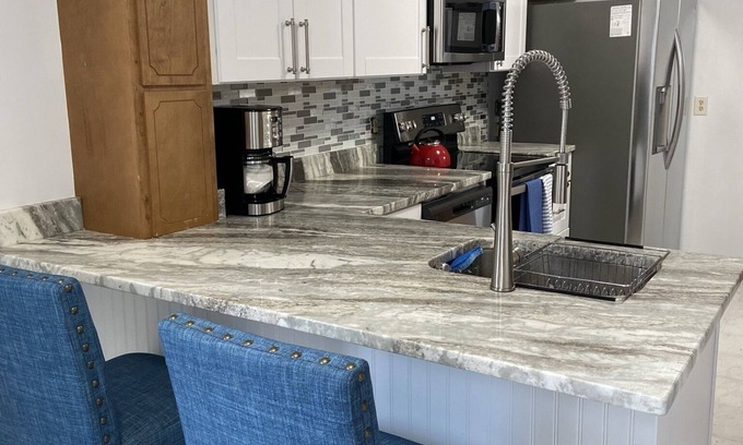Bethany Beach House | Your Day at Turtle Walk 1 Mile to Bethany Beach w/Trolley ride, 8 BR, 5BA 20G
