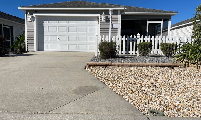 Buttonwood House | Your home away from home!