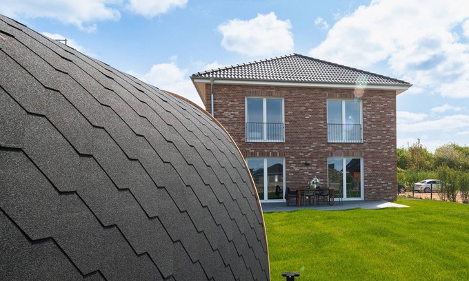 Busum House | Your home by the sea - luxurious, sauna, bioethanol stove, parking lot