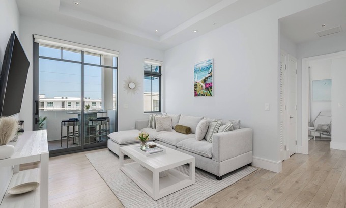 Old Naples Condo | Your idyllic Naples escape awaits.