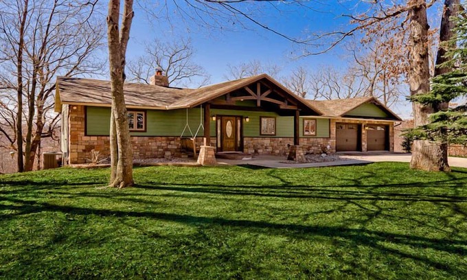 Sylvan Shores House | Your Ozark Family Hideaway Awaits You On Beaver Lake